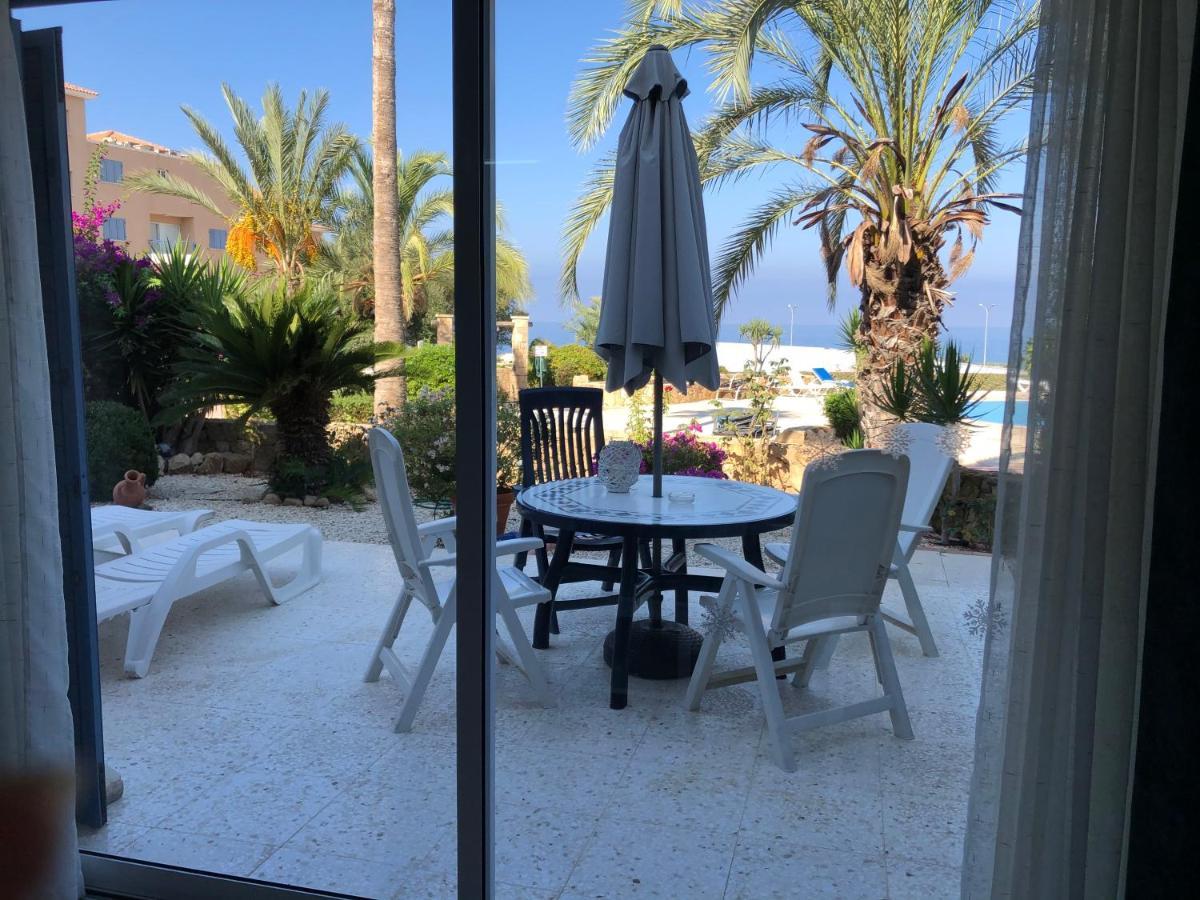 Kings Palace - Fabulous Pool-Side 2 Bed Apartment Paphos Extérieur photo