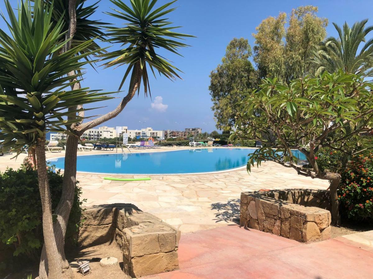 Kings Palace - Fabulous Pool-Side 2 Bed Apartment Paphos Extérieur photo
